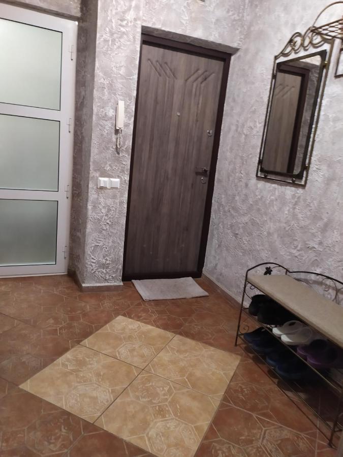 Apartment On Sobornaya 58 Khmelʼnytsʼkyy Exteriör bild